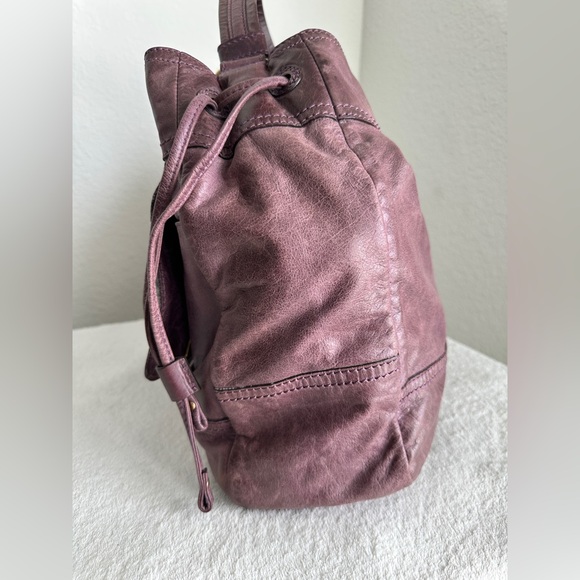 Vintage y2k Juicy Couture Lavender Purple Distressed Leather Large Shoulder - Picture 6 of 12